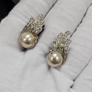 Orecchini Clip-on Vintage Firmati CLAUDETTE Strass Finta Perla Dichiarazione  - Foto 1 di 7