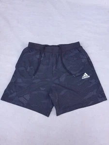 adidas Shorts Boy's Extra Large Black Grey allover Print Logo Pockets 6in inseam - Picture 1 of 8