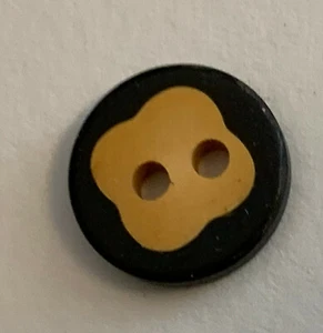 Small VIntage Phenolic (Bakelite) Cookie Button, Round 2 Hole Sew Through 1/2" - Picture 1 of 3