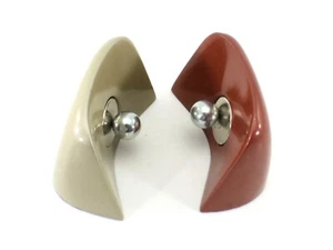 Levenger MAGNETIC PAPER HOLDER Paperweight MCM Set of 2 - Picture 1 of 21