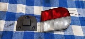 Bremsleuchte rechts aus der Heckklappe 46720192 Fiat Punto 176 C Cabriolet - Picture 1 of 5