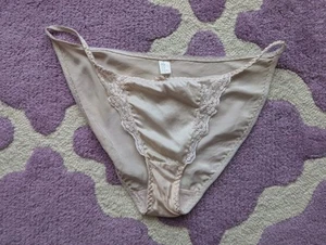 Vintage 90's Victoria's Secret Rosette Peach String Silk Bikini Panty Sz Medium - Picture 1 of 12