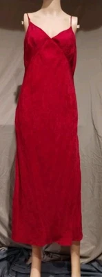 Camisón largo de seda rojo vintage August talla pequeña Foto 1 de 4