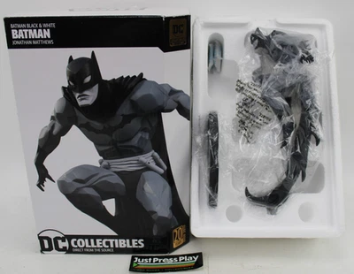 DC Collectibles Batman Blanco y Negro Estatua Johnathan Matthews 8.85" Caja Abierta Foto 1 de 4