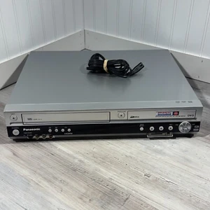 Panasonic DMR-ES46V Grabadora DVD VCR HDMI Combo Sin Control Remoto LEER para PRUEBAS FUNCIONA - Imagen 1 de 17
