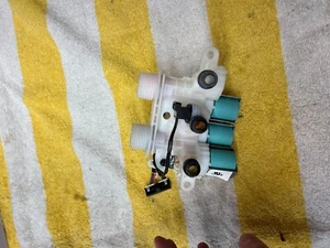 W11220230 Waschmaschine Wassereinlassventil kostenloser Versand - Bild 1 von 5