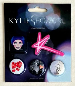 KYLIE MINOGUE * SHOWGIRL HOMECOMING TOUR OFFICIAL PIN BAGDE SET * HTF & BN&M! - Picture 1 of 3