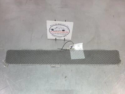 Cadillac CTS-V 2004-07 parrilla inferior delantera - OEM Foto 1 de 4