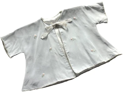 Vintage JULIUS BERGER CO. Pale Blue Satin Baby Jacket Pink Flowers Lace Edge - Image 1 of 4