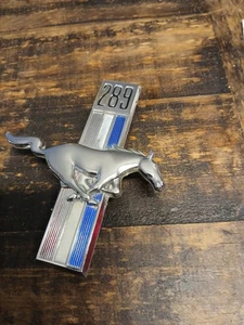 67 Mustang 289 Fender emblems. Used Good Condition L and R Pair. - Bild 1 von 8