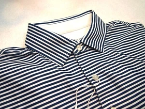 Camisa polo de golf Hickey Freeman tela de rendimiento azul marino y blanco a rayas nueva con etiquetas M $94 - Imagen 1 de 12