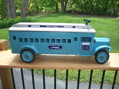 Autobús Keystone Packard Coast-to-Coast Sit-N-Ride Foto 1 de 4