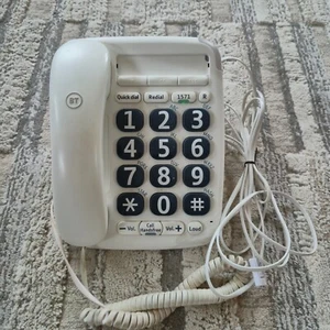 BT Big Button 200 Corded Phone with Handsfree Speaker FREE P&P - Picture 1 of 3