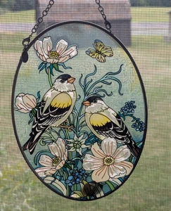 Goldfinch Paar Amia Studios handbemalt Buntglas oval Sonnenfänger 7" x 5" - Bild 1 von 5