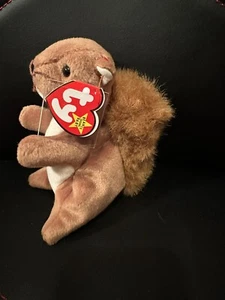 "Nuts" the Squirrel TY Original Beanie Baby - Retired RARE MINT Condition - Bild 1 von 4