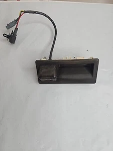 2011 12 13 14 15 16 2017 Volkswagen Touareg Gate Mounted Rear View Camera OEM - Picture 1 of 3