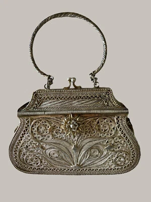 Borsetta antica in filigrana di argento fine 800 - Immagine 1 di 4