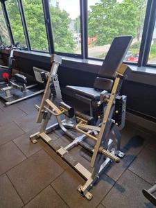 Hammer Strength Iso Plate Loaded Leg Extension Machine Commercial Gym Equipment - Picture 1 of 3