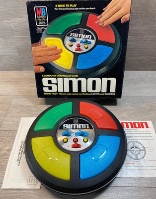 De colección. Milton Bradley Simon 1978 juego es perfecto no es un rasguño - funciona - con manual Foto 1 de 4