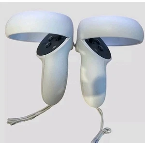 Oculus Quest 2 Left and Right Controllers - Fully working Exelent Condition  - Picture 1 of 1