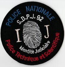 ECUSSON NEUF OBSOLETE POLICE NATIONALE SDPJ 92 IDENTITE JUDICIAIRE