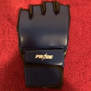 Replica Pride MMA Fight Glove A- Single Blue Glove - Size XL - UFC - Picture 1 of 4