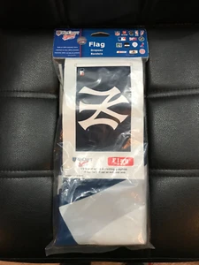 MLB New York Yankees 3' by 5' Flag - NEW OLD STOCK.. - Picture 1 of 5