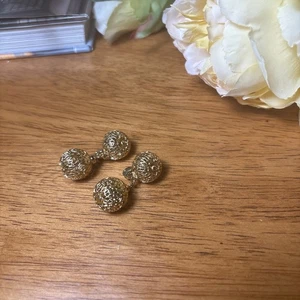 Vintage Monet goldfarbene filigrane Kugel Ohrhänger Clip auf Ohrringe 1,25" - Bild 1 von 4