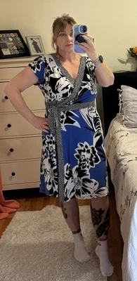 Dana Buchman Women's Multicolor Floral V-Neck Short Sleeve Wrap Dress Size XL - Image 1 of 4