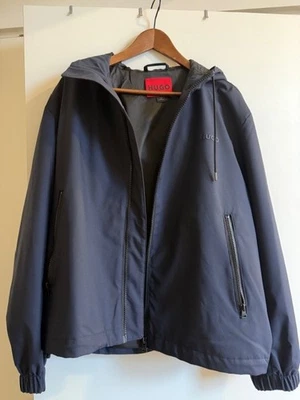 Chaqueta con Capucha HUGO by Hugo Boss Para Hombre Mediana M Azul Marino Oscuro Cremallera Completa, Bolsillos con Cremallera Foto 1 de 4