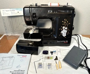 Macchina da cucire Bernina Bernette modello 46 - completamente testata con manuale + accs + cover - Foto 1 di 10