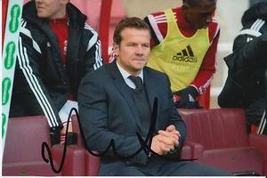 SWINDON TOWN HAND SIGNED MARK COOPER 6X4 PHOTO 1.  - Picture 1 of 1