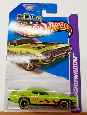 Hot Wheels Showroom 2013 Heat Fleet '71 Plymouth Road Runner exclusivo de K-Mart Foto 1 de 4