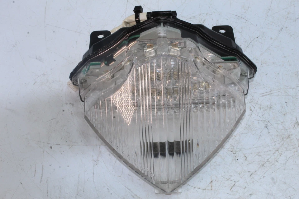 09-15 YAMAHA RS VENTURE GT OEM LUZ DE FRENO TRASERA LUZ 5VY-84710-10-00 Foto 1 de 4