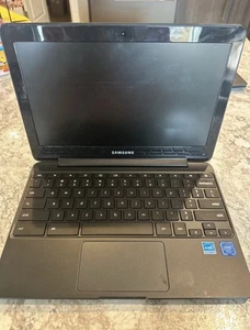 Samsung Chromebook 3 XE500C13 11.6in. For Parts Only - Afbeelding 1 van 4