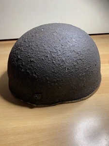British Paratrooper MK1 Helmet Relic WW2 Battle Damage Airborne UK WWII - Afbeelding 1 van 9