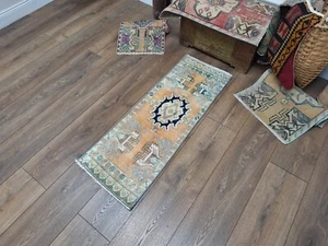 Turkish Rug, 1.4 x 4.1 Ft , Bedroom Rug, Vintage Rug, Wool Rug, Handwoven Rug - Picture 1 of 10