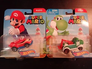 Hot Wheels - Mario & Yoshi Character Cars - Lot of 2 - Picture 1 of 2