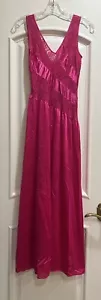 Camicia da notte OLGA 92150 rosa fucsia nuova senza etichette vintage nylon spandex seta spazzata completa S - Foto 1 di 7