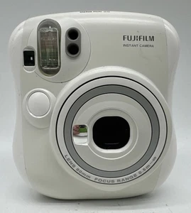 Fujifilm Instax Mini 25 Instant Camera - White - Power Tested - Picture 1 of 13