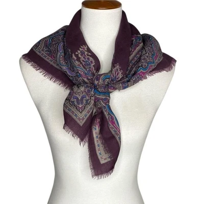 Bufanda de lana vintage The Specialty House púrpura floral flecos hecha en Japón 34" Foto 1 de 4