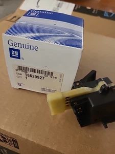 Cadillac NOS OEM GM trunk Pull Down Switch A/C Delco 16629927 - Foto 1 di 4