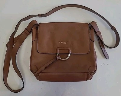 Сумочка через плечо Radley London Lambeth Mews коричневая кожа средняя - Изображение 1 из 4