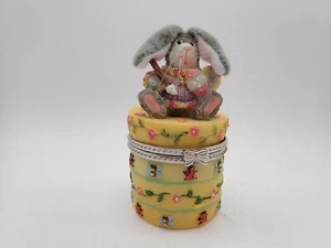 Caja de baratija con bisagras Bunny Rabbit - Imagen 1 de 8