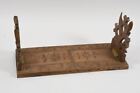 P32A04- Antike Buchstütze, Buchhalter, Holz geschnitzt