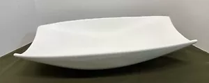 Bugambilia Large White Cast Aluminum Oblong Fruit Dish w/resin Finish 20.5x12” - Picture 1 of 5