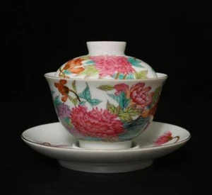 Tazza rosa famiglia cinese firmata Yongzheng con mamme - Foto 1 di 14