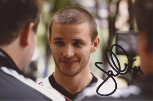 LEYTON ORIENT: JAMIE NESS SIGNED 6x4 ACTION PHOTO+COA - Picture 1 of 1