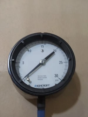 Ashcroft 45-1279-AS-02L-30# Duragauge 4-1/2" Pressure Gauge - Image 1 of 4