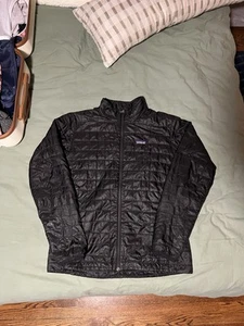 Patagonia Men's Nano Puff® Jacket US Size L (Large) in black - Picture 1 of 5